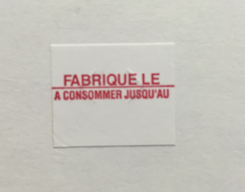 Sachet de 14000 étiquettes «&nbsp;Fabriqué le / A consommer jusqu'au&nbsp;» 2 lignes papier 2x1,6 cm Non repositionnable Non décollable Avery (14000 pièces)