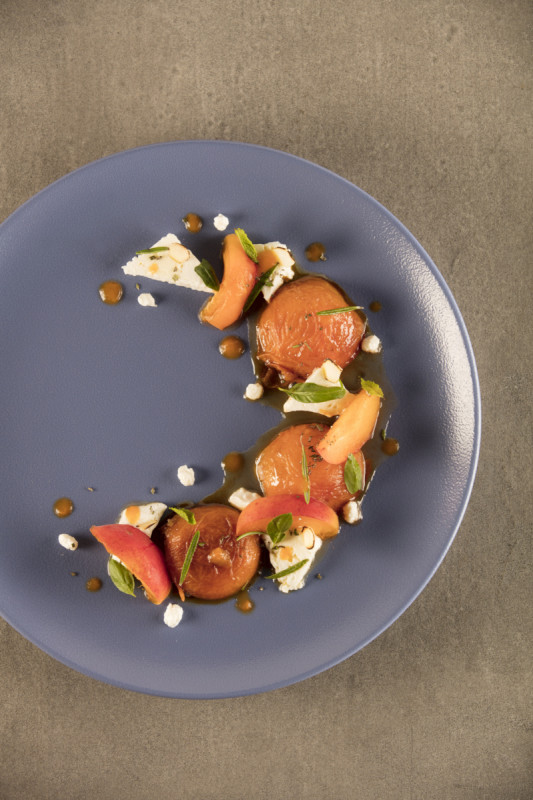 Assiette plate rond rouge Ember porcelaine vitrifiée Ø 24 cm Neo Fusion Rak
