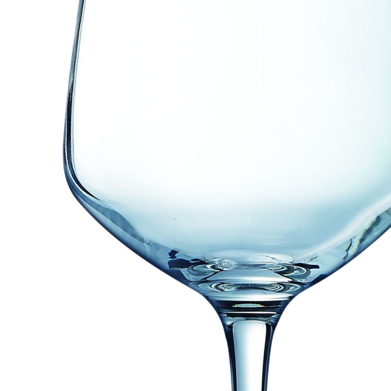Verre à pied verre 30 cl V.juliette Arcoroc