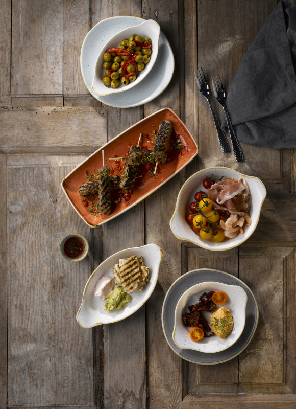 Assiette plate rectangulaire barley white porcelaine vitrifiée 29,5x15 cm Stonecast Barley Churchill
