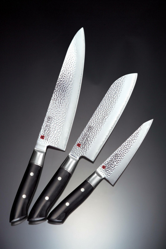 Couteau honesuki 14,5 cm acier plastique unie Kasumi Hammered Kasumi
