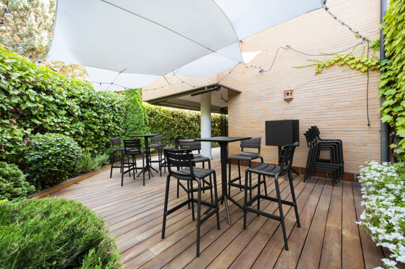 Table de bar de terrasse carré noir 108x60x60 cm Kys Flexmob